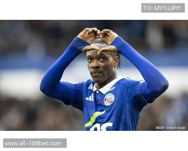 荷兰队官方宣布补招斯特拉斯堡22岁前锋埃梅加加入国家队